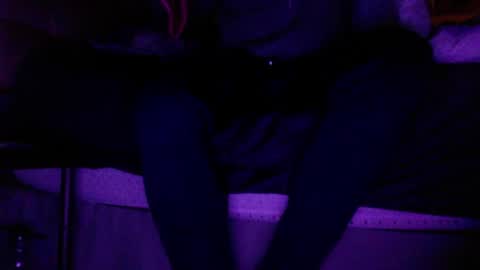 montydxxx2 online show from January 7, 7:13 am