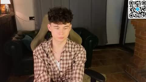 moon_gloww online show from March 5, 12:23 pm