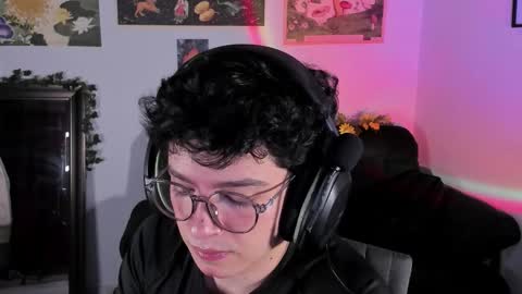 Clove online show from January 8, 2:28 am