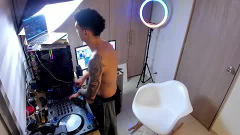 Morthy online show from March 10, 2:06 am