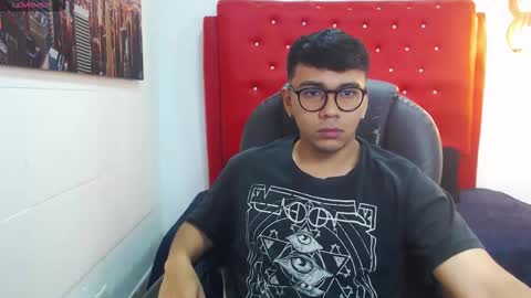 Mou Fly online show from November 4, 11:44 am