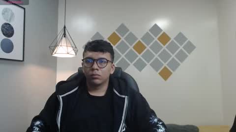 Mou Fly online show from September 26, 11:52 am