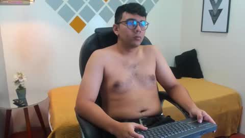 Mou Fly online show from October 13, 12:44 pm