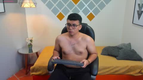 Mou Fly online show from September 30, 12:53 pm