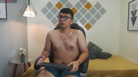 Mou Fly online show from October 2, 1:26 pm