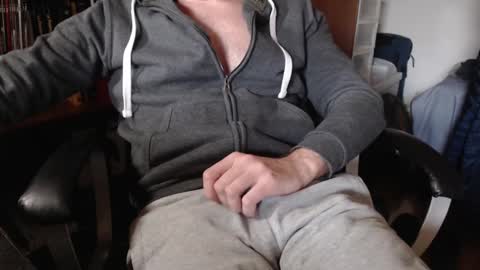 mpmimp online show from December 30, 1:14 pm