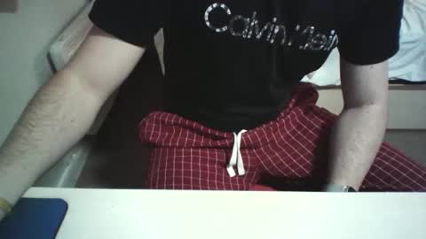 mr0699hotboy online show from January 8, 9:42 pm