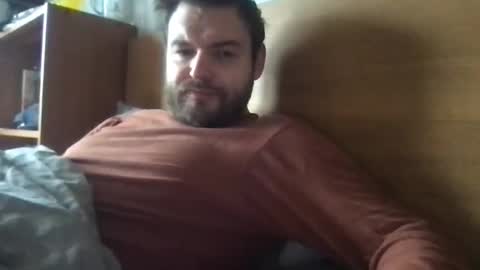 Snapshot of mr834565 chatting on January 19, 12:28 pm mr834565 online show from January 19, 12:28 pm