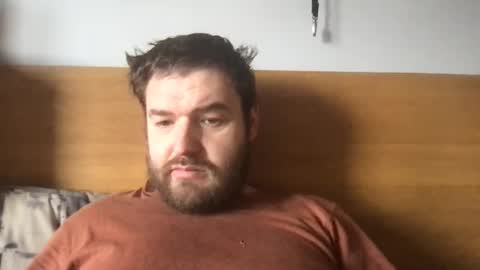 Snapshot of mr834565 chatting on February 3, 10:47 am mr834565 online show from February 3, 10:47 am