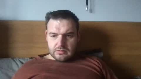 Snapshot of mr834565 chatting on February 23, 10:56 am mr834565 online show from February 23, 10:56 am
