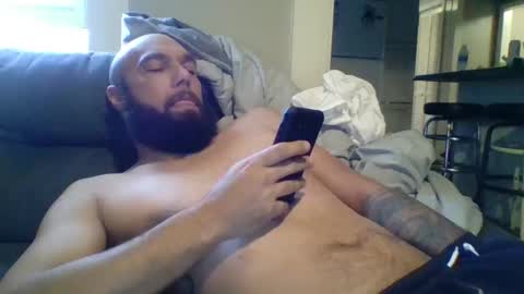 Mr8 online show from November 15, 7:27 pm