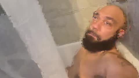 Mr8 online show from December 2, 6:44 pm