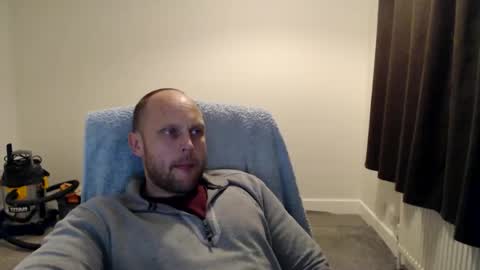 Mr Baldy Likes to Chat online show from October 25, 1:07 am