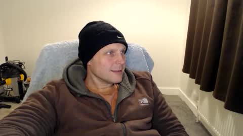 Mr Baldy Likes to Chat online show from November 22, 11:26 pm