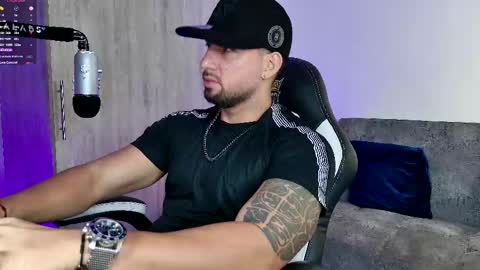 David online show from February 22, 1:00 am