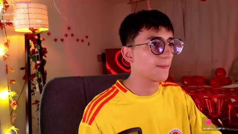 Mr Evans online show from February 13, 2:42 pm