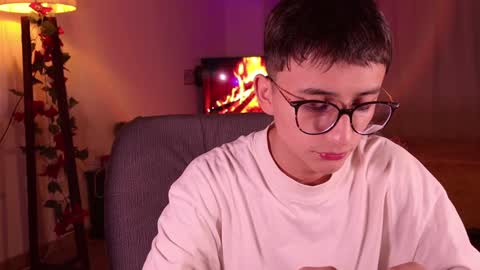 Mr Evans online show from December 14, 12:12 pm