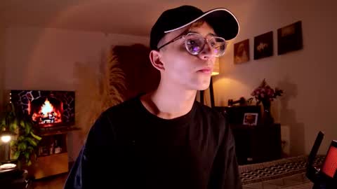 Mr Evans online show from October 11, 4:44 pm