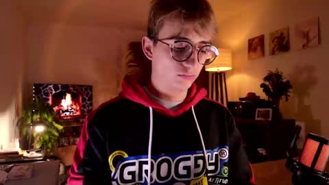 Mr Evans online show from September 30, 4:54 pm