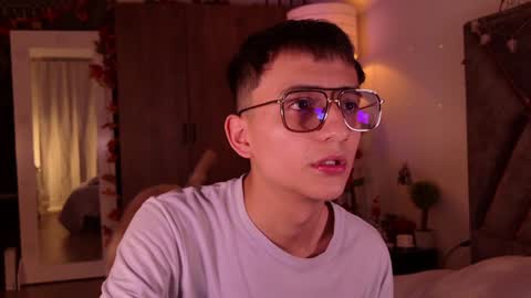 Mr Evans online show from December 10, 12:05 pm