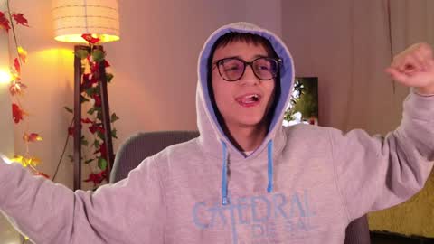 Mr Evans online show from December 19, 3:41 pm