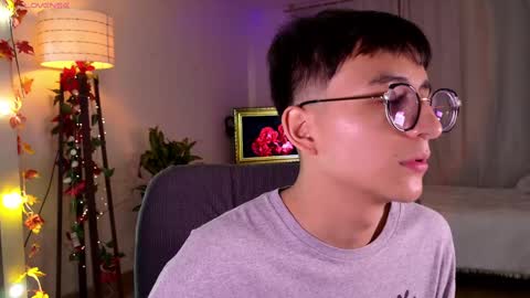 Mr Evans online show from February 28, 2:53 pm