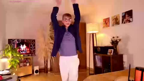 Mr Evans online show from September 10, 3:21 pm