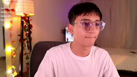 Mr Evans online show from February 18, 1:44 pm