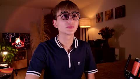 Mr Evans online show from September 21, 2:50 pm