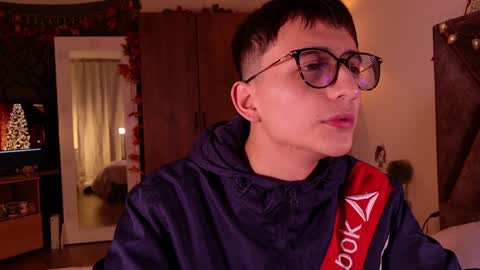 Mr Evans online show from December 11, 12:16 pm