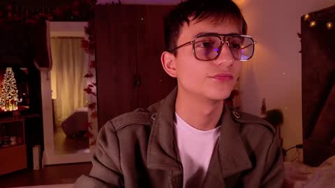 Mr Evans online show from December 3, 1:43 pm