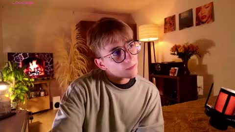 Mr Evans online show from September 15, 5:36 pm