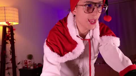 Mr Evans online show from December 24, 1:39 pm