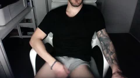 mr_gi89 online show from April 10, 8:38 pm