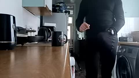 Snapshot of mr_i_ chatting on January 21, 11:18 am mr_i_ online show from January 21, 11:18 am