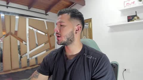 MIKEE online show from January 3, 3:05 am