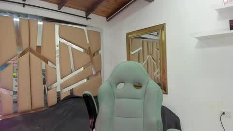 MIKEE online show from December 23, 3:07 am