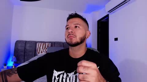 MIKEE online show from November 27, 3:10 am