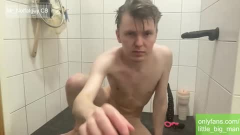 notfatguy online show from November 12, 12:05 am