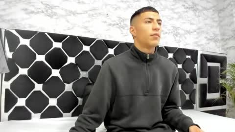 Mr Porn  online show from May 1, 9:06 pm