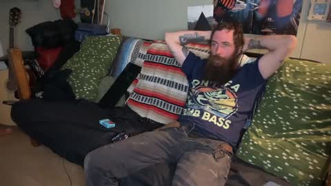 Snapshot of mr_valdor chatting on February 26, 12:27 am Valdor online show from February 26, 12:27 am