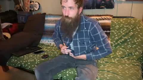 Snapshot of mr_valdor chatting on December 30, 11:17 pm Valdor online show from December 30, 11:17 pm