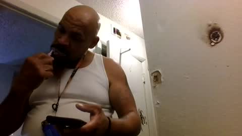 mrbiggs1077777 online show from June 29, 11:32 am