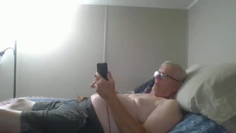 Snapshot of mrbill55 chatting on December 9, 10:37 pm mrbill55 online show from December 9, 10:37 pm