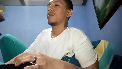 Snapshot of mrchrisdaniel chatting on October 6, 8:35 pm Christtofer online show from October 6, 8:35 pm