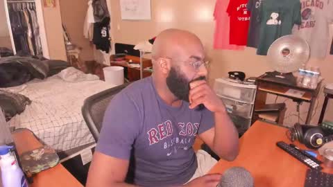 Chuck Daily online show from November 22, 2:11 am