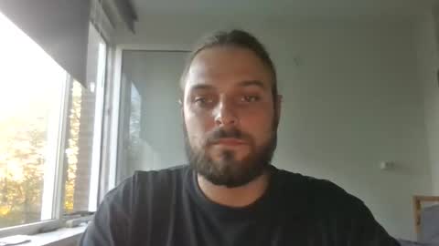 mrklaud online show from May 1, 6:43 pm