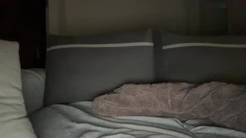 YourLad online show from January 8, 5:45 am