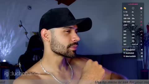 Snapshot of mrlouiss chatting on October 18, 11:20 pm Luis Instagram online show from October 18, 11:20 pm