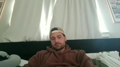 mrthickly818 online show from February 11, 2:44 pm